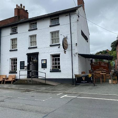Old New Inn, Llanfyllin Extérieur photo