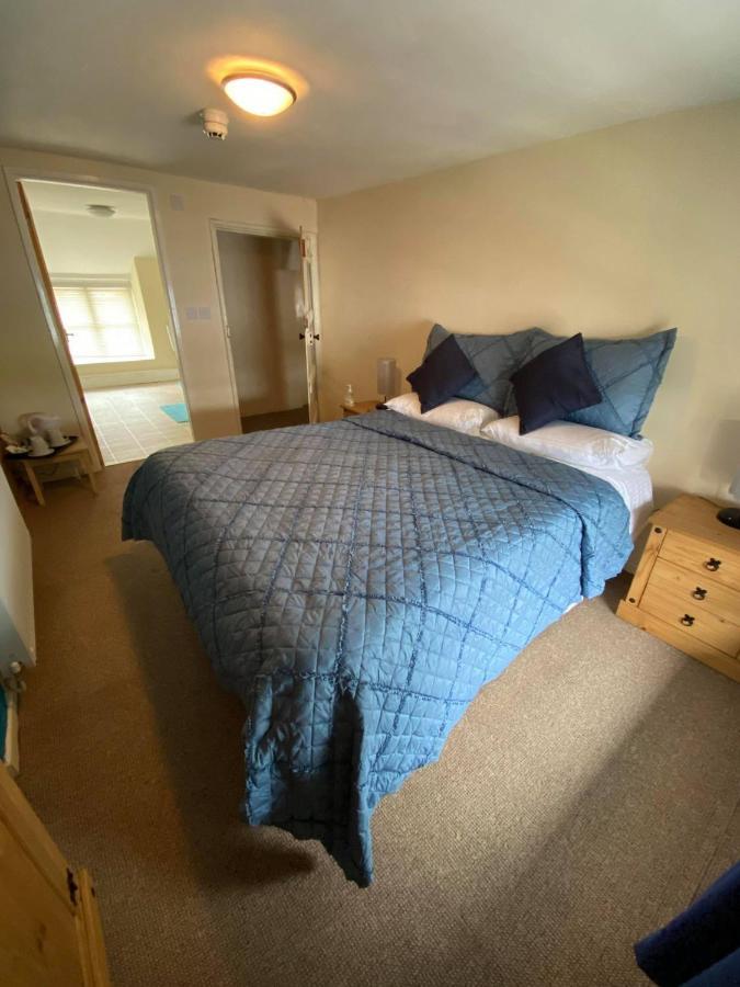 Old New Inn, Llanfyllin Extérieur photo